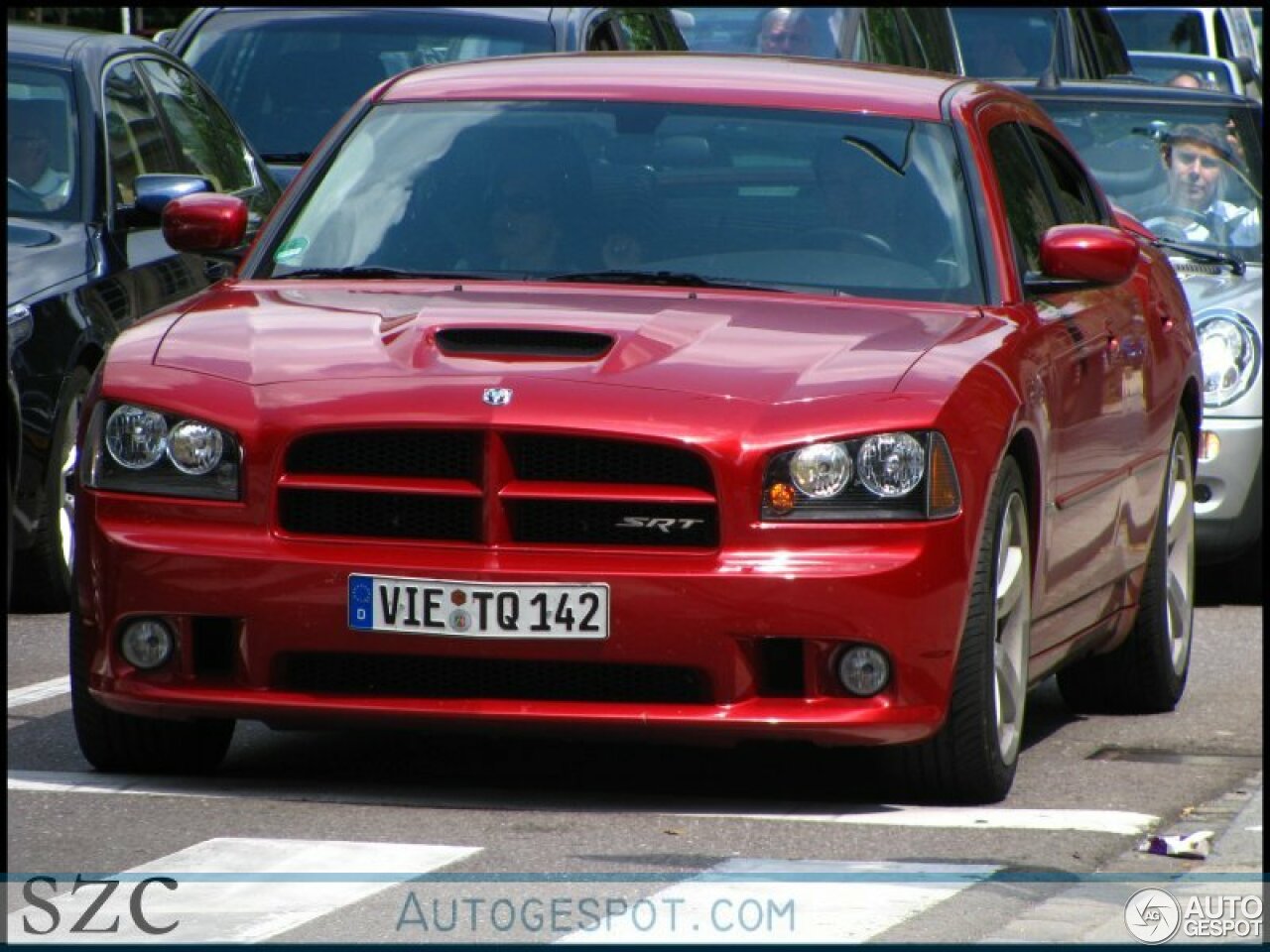 Dodge Charger SRT-8