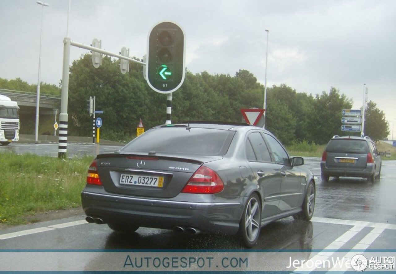 Mercedes-Benz E 55 AMG