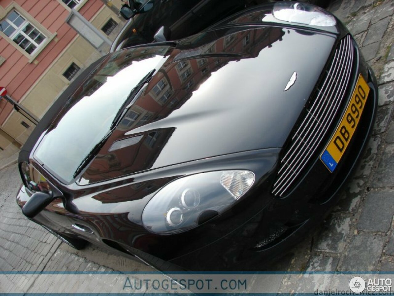 Aston Martin DB9 Volante