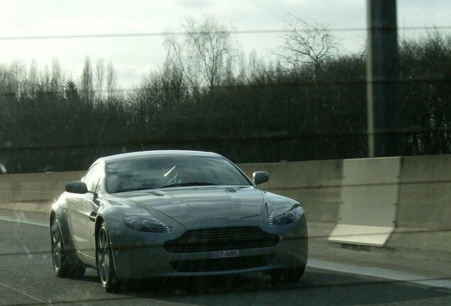 Aston Martin V8 Vantage