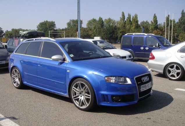 Audi RS4 Avant B7