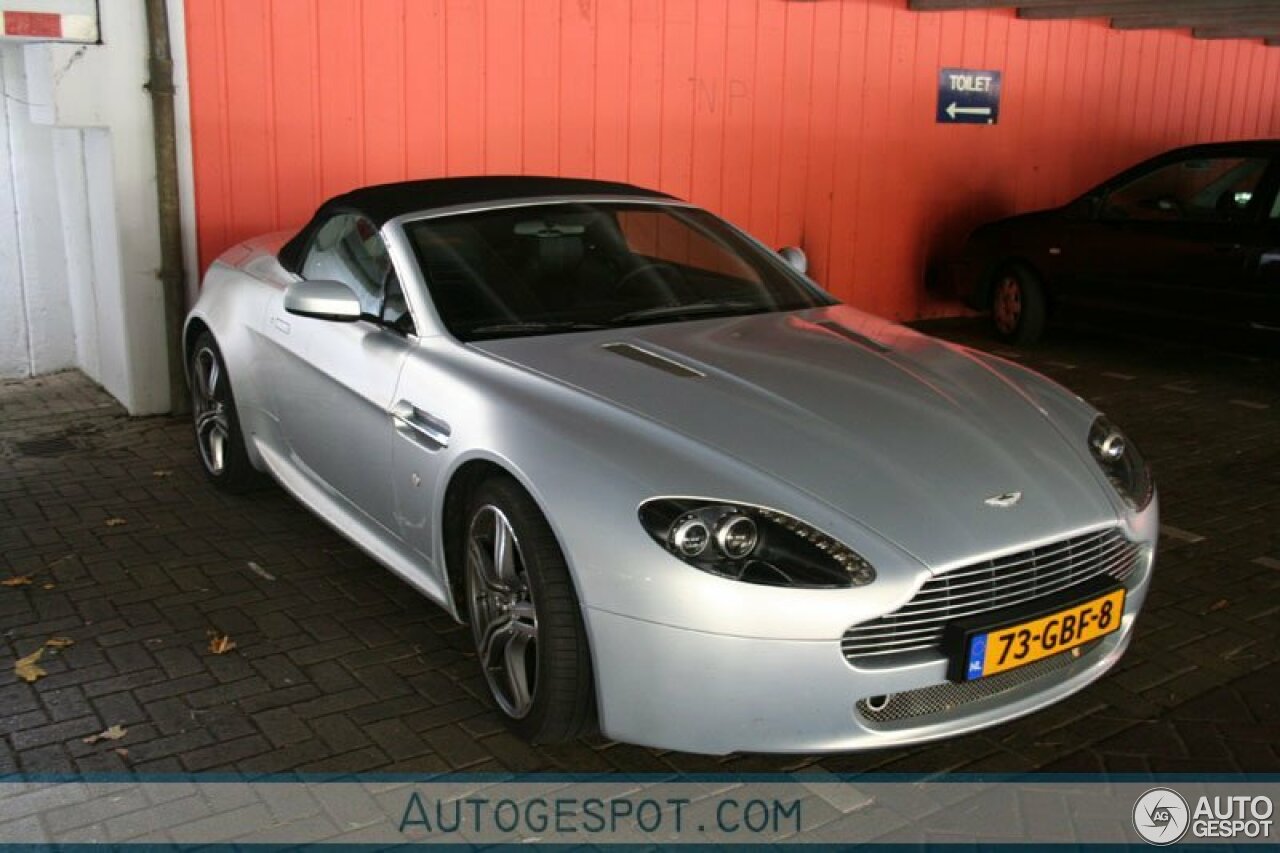 Aston Martin V8 Vantage N400 Roadster