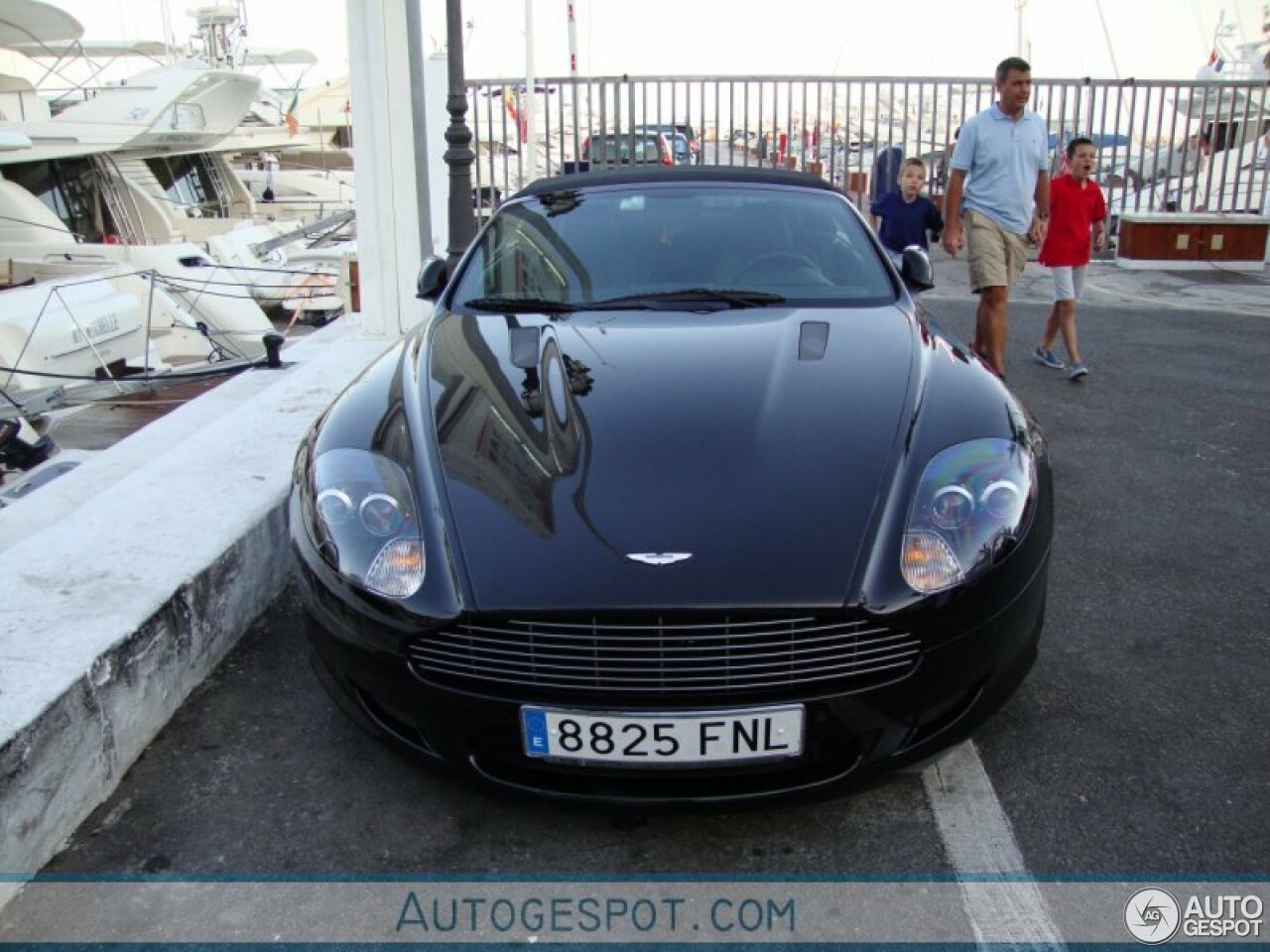 Aston Martin DB9 Volante