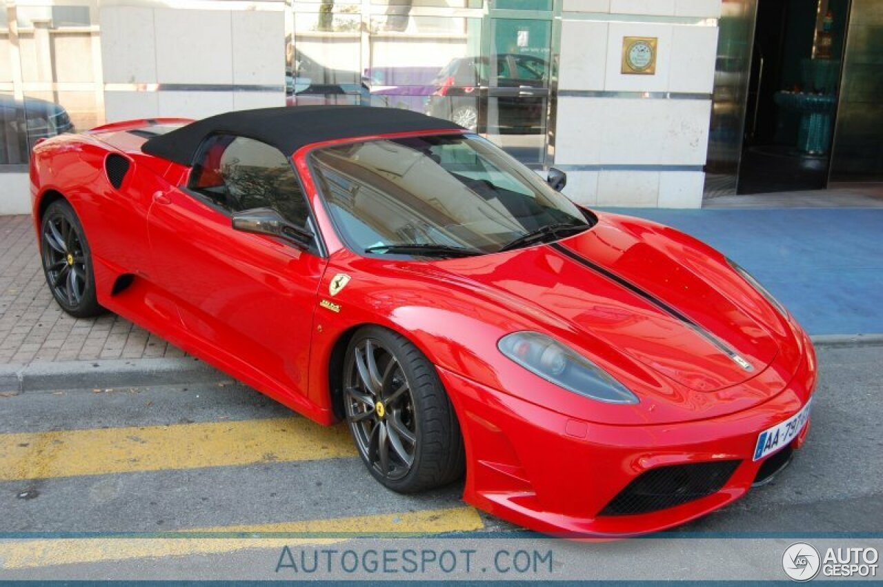 Ferrari Scuderia Spider 16M