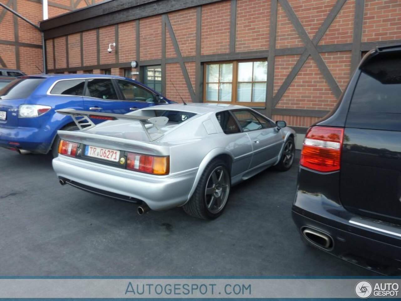 Lotus Esprit Sport 350