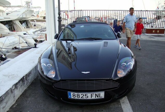 Aston Martin DB9 Volante