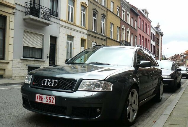 Audi RS6 Avant C5