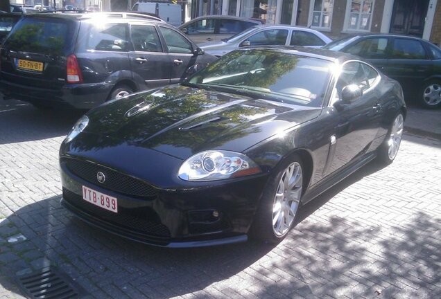 Jaguar XKR-S