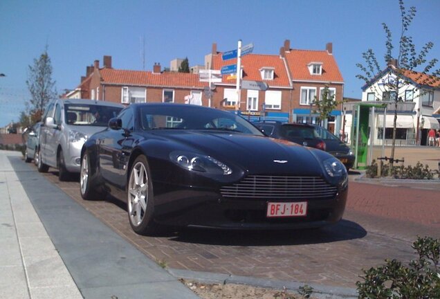 Aston Martin V8 Vantage