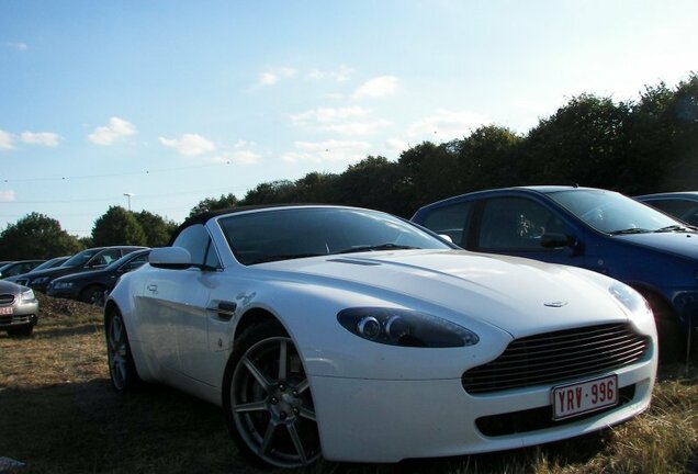 Aston Martin V8 Vantage Roadster