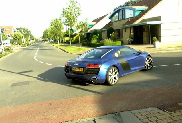 Audi R8 V10