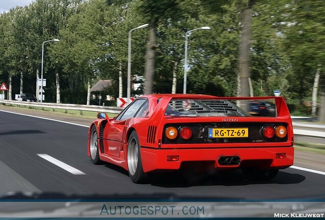 Ferrari F40