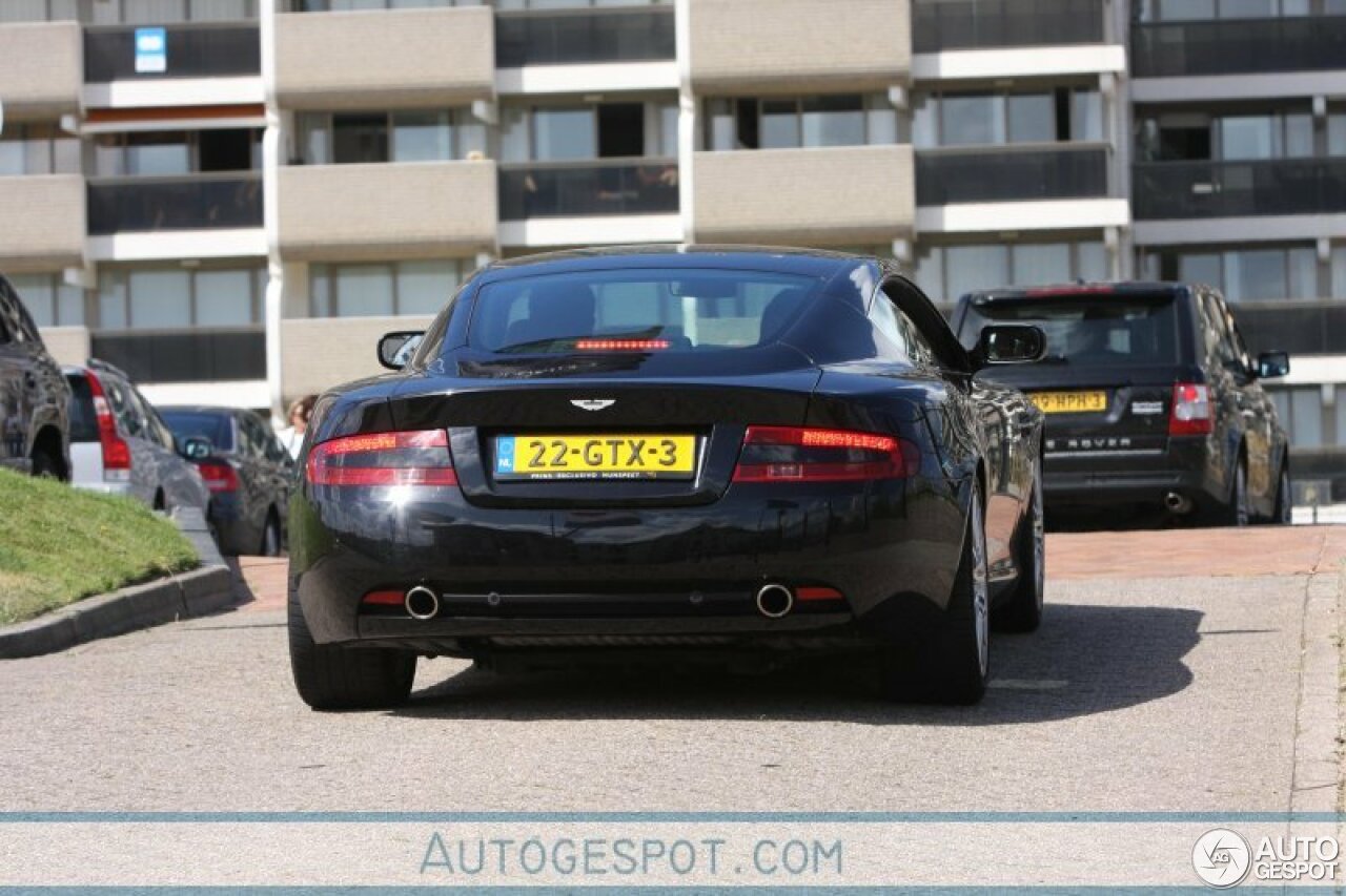 Aston Martin DB9