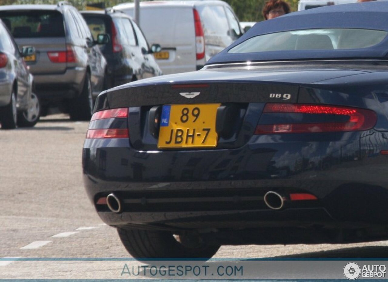 Aston Martin DB9 Volante