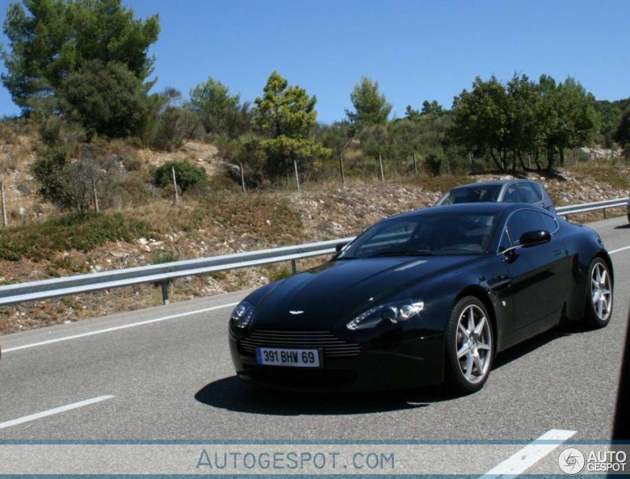 Aston Martin V8 Vantage