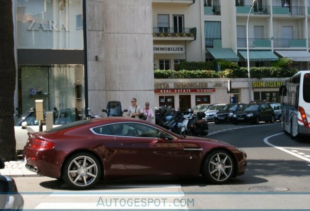 Aston Martin V8 Vantage