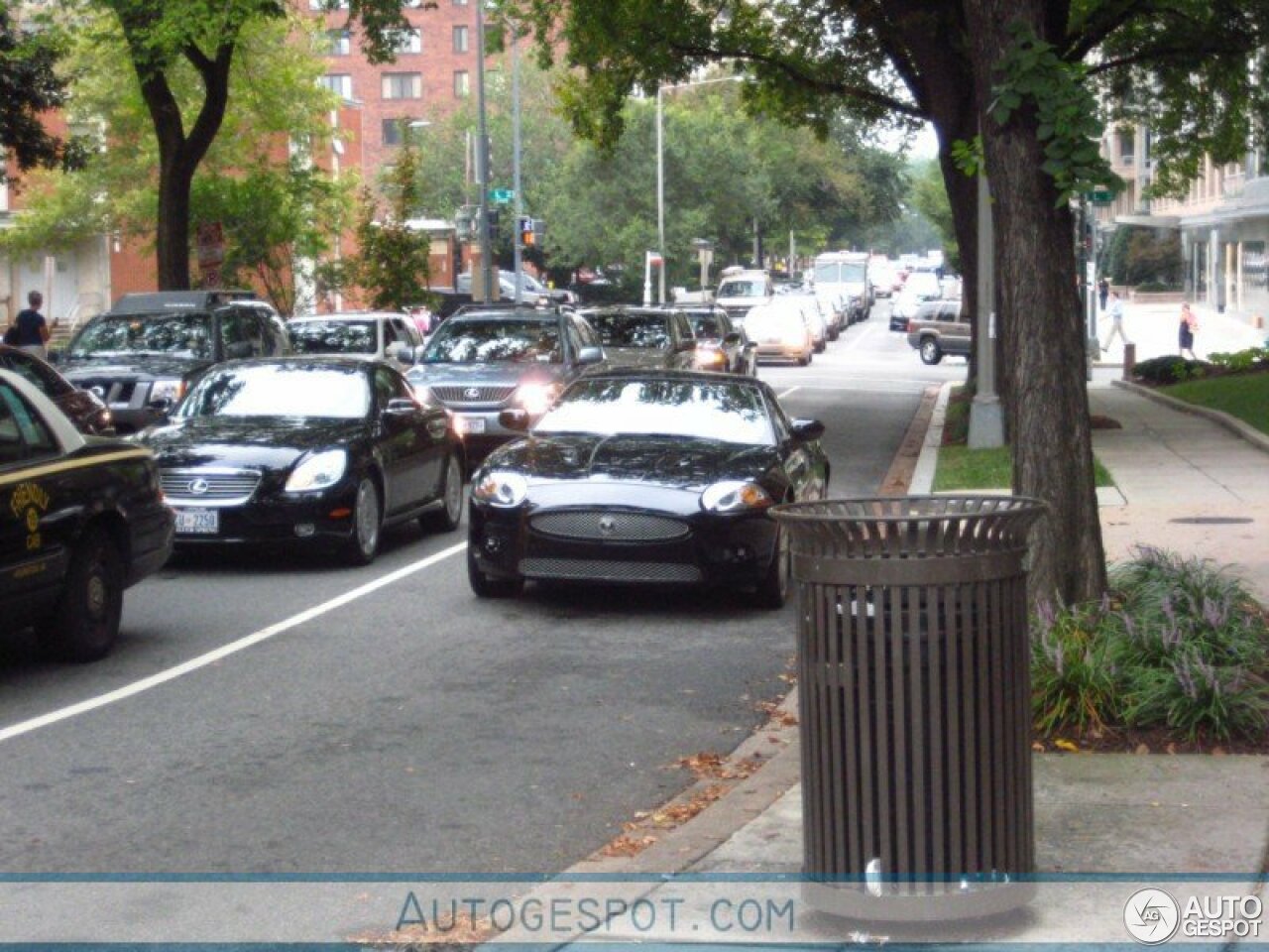 Jaguar XKR Portfolio