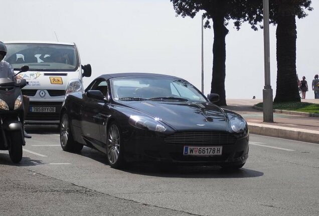 Aston Martin DB9 Volante