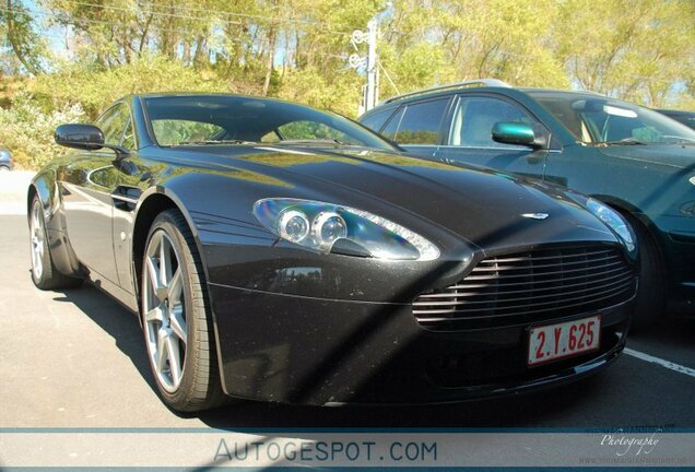 Aston Martin V8 Vantage