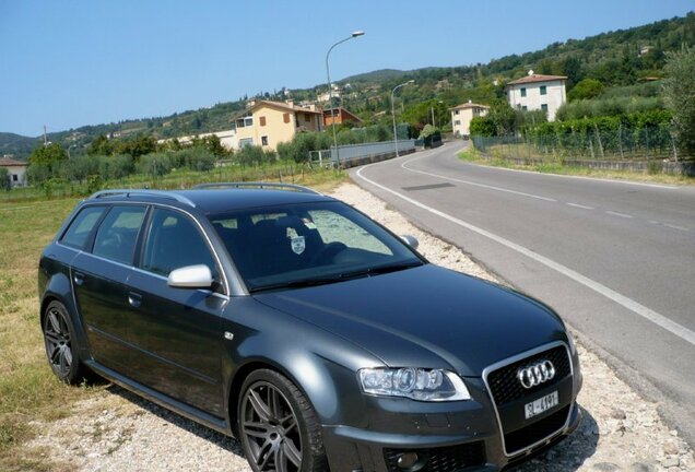 Audi RS4 Avant B7