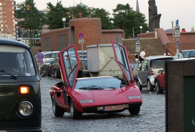 Lamborghini Countach LP400