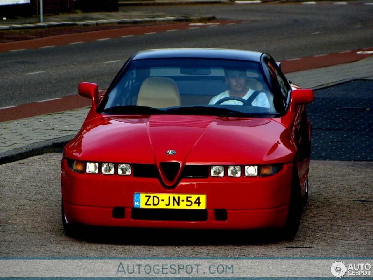 Alfa Romeo SZ