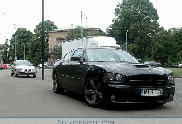 Dodge Charger SRT-8