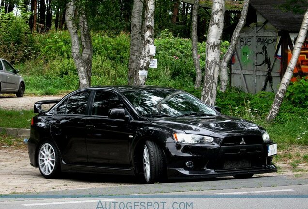 Mitsubishi Lancer Evolution X