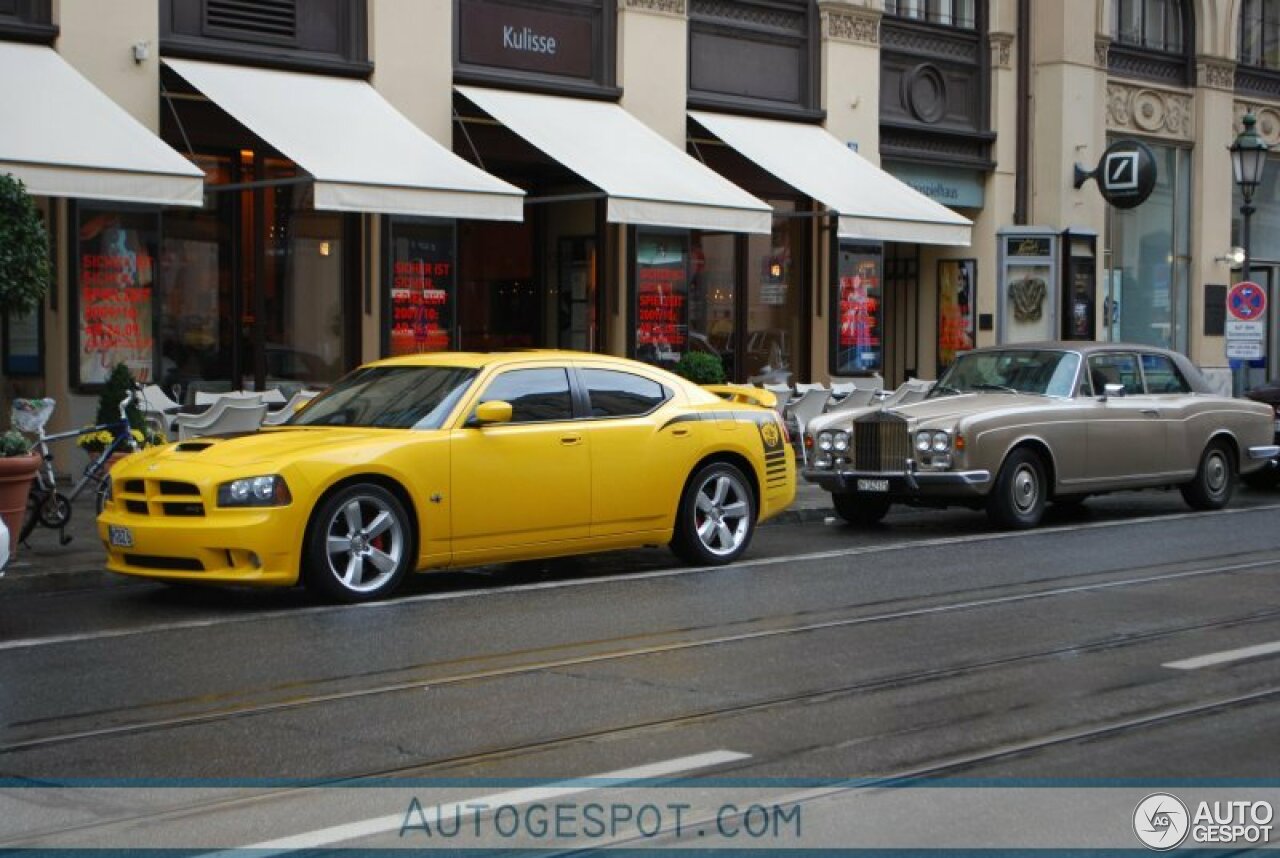 Dodge Charger SRT-8 Super Bee