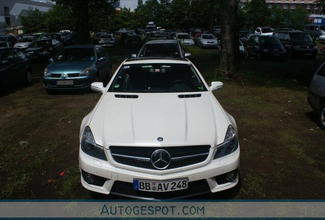 Mercedes-Benz SL 63 AMG