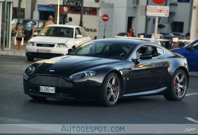 Aston Martin V8 Vantage N400