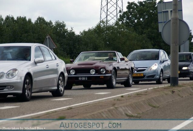 Aston Martin V8 Volante 1978-1990