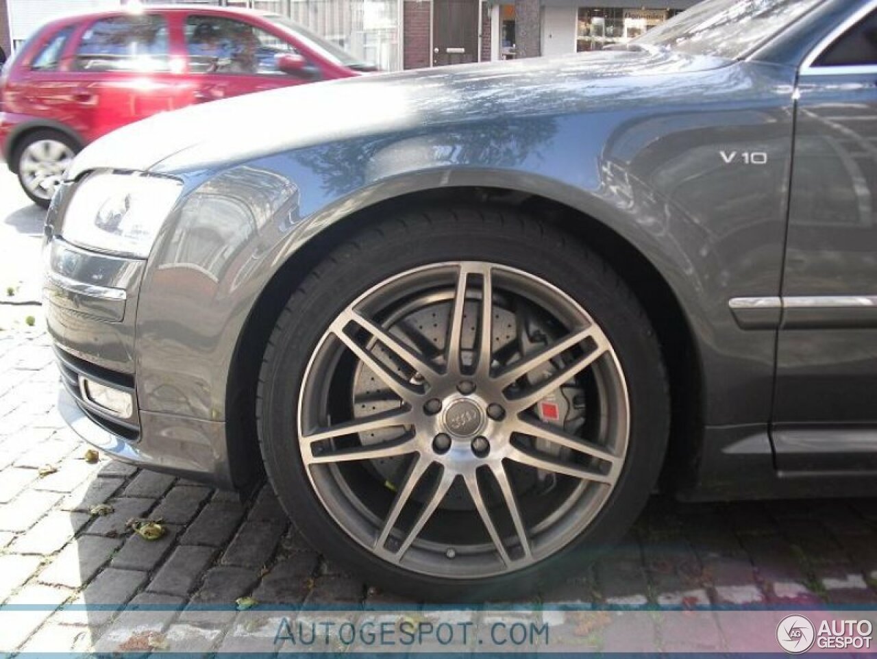 Audi S8 D3