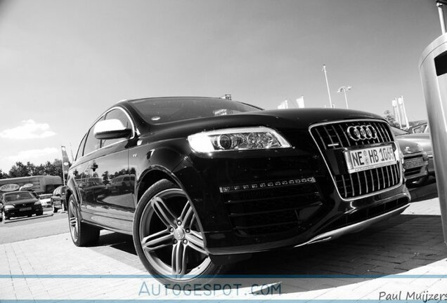 Audi Q7 V12 TDI