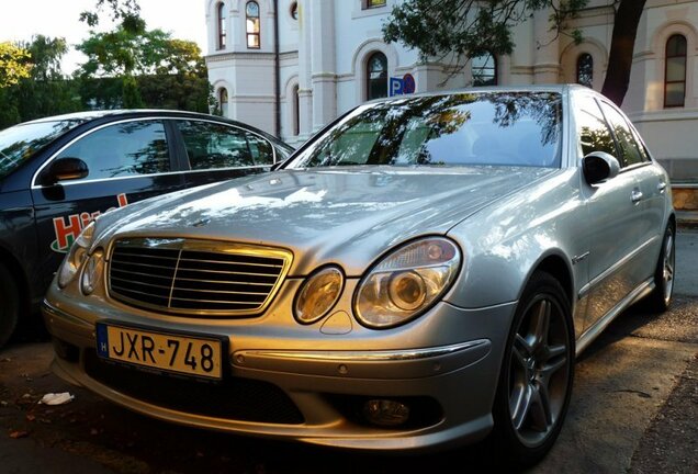 Mercedes-Benz E 55 AMG