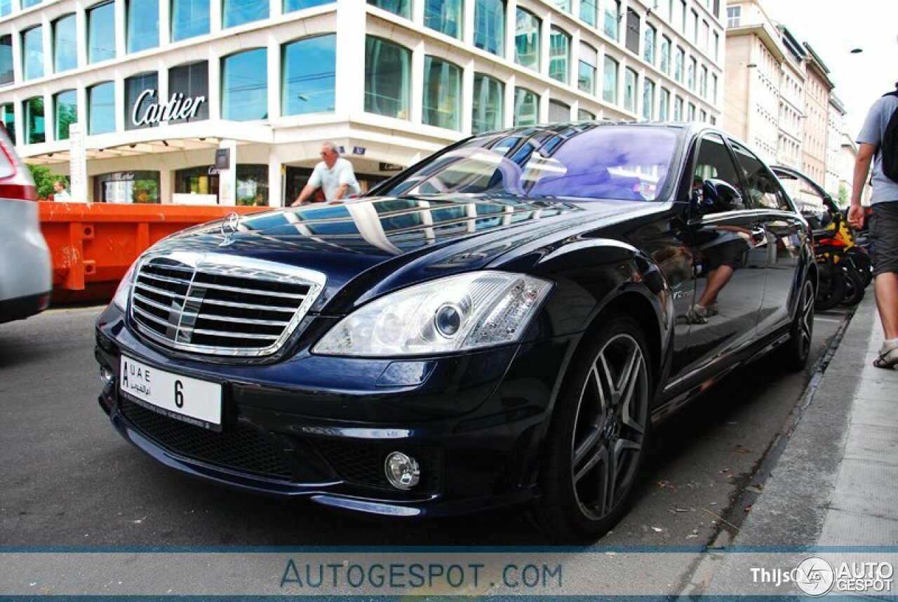 Mercedes-Benz S 65 AMG V221