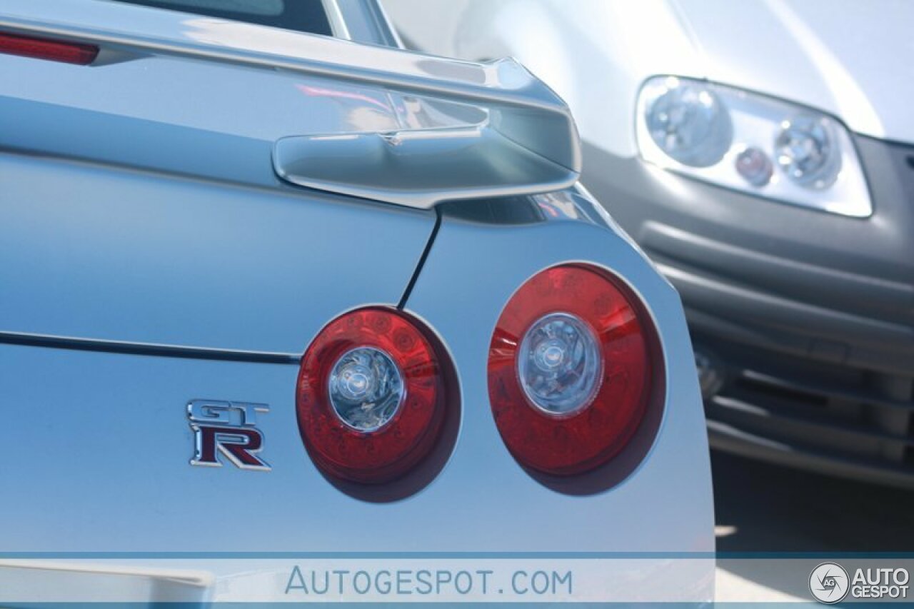 Nissan GT-R