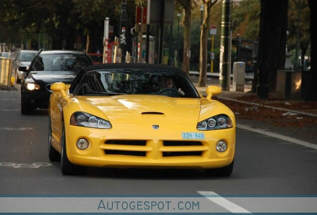 Dodge Viper SRT-10 Roadster 2003