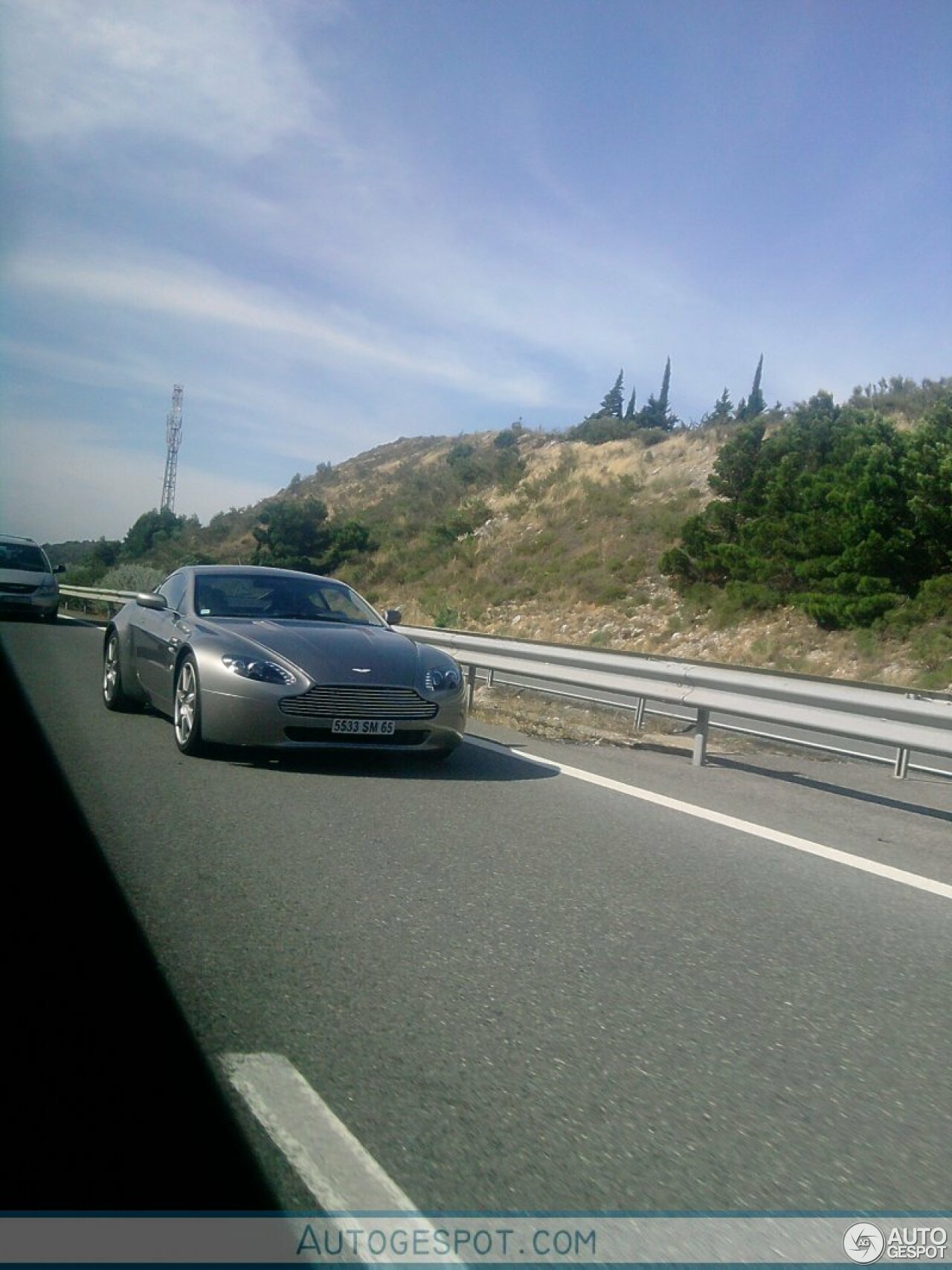 Aston Martin V8 Vantage