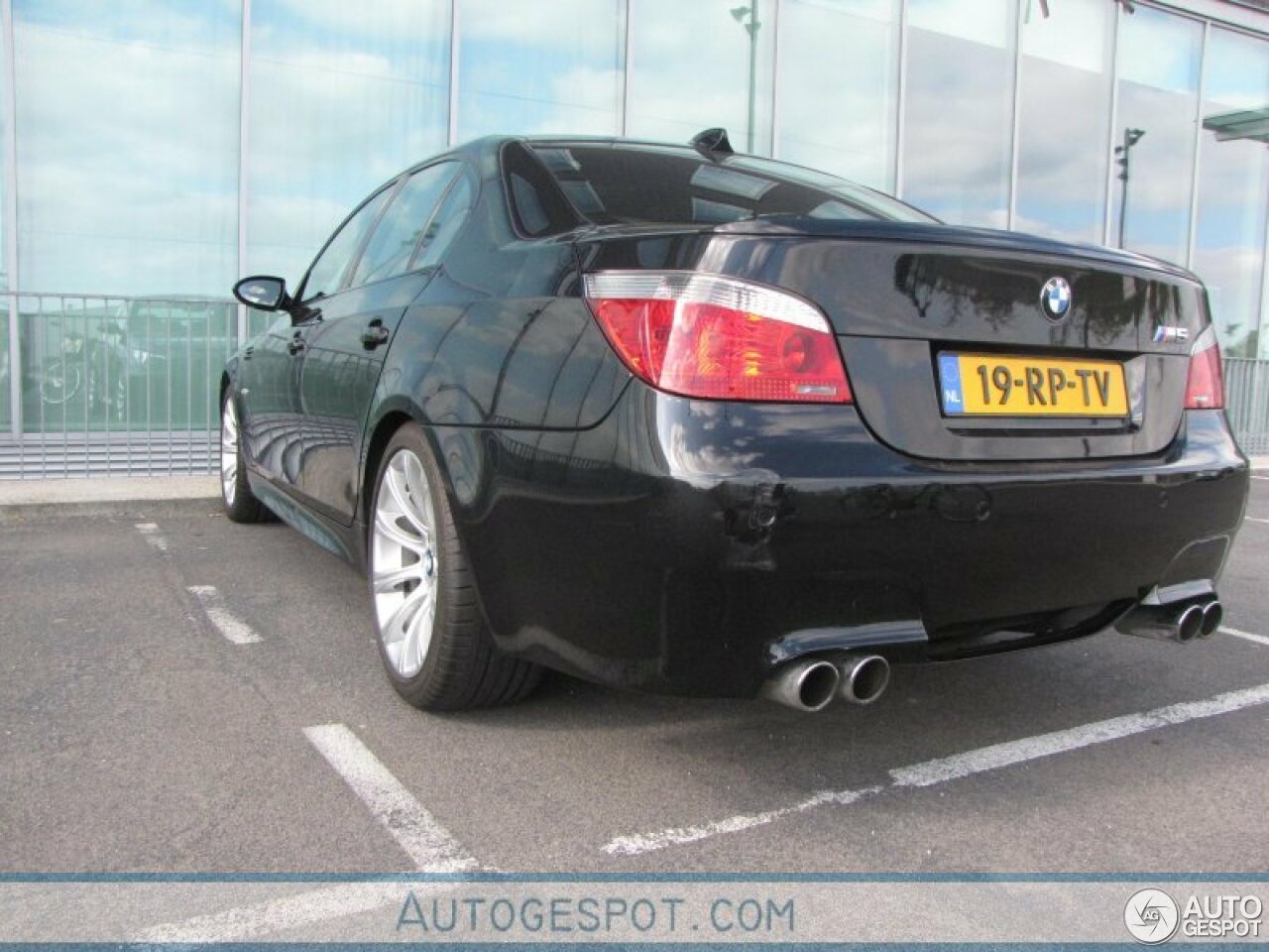 BMW M5 E60 2005