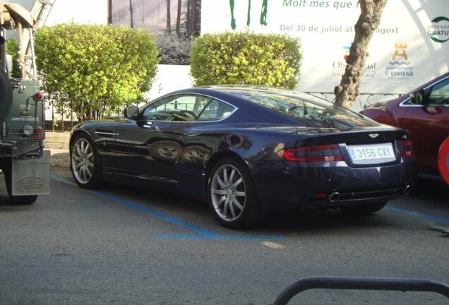 Aston Martin DB9