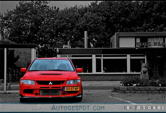 Mitsubishi Lancer Evolution IX FQ