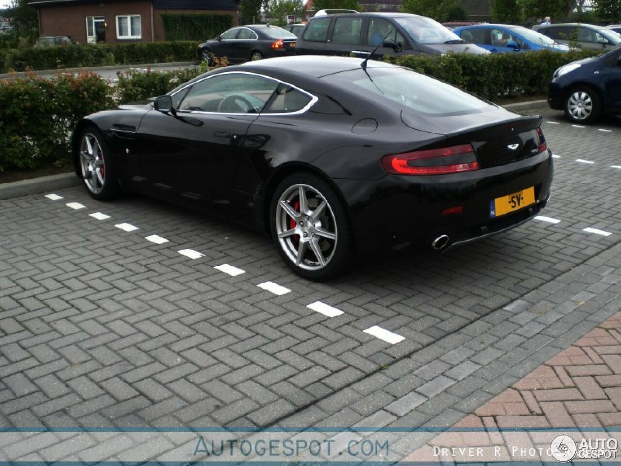 Aston Martin V8 Vantage