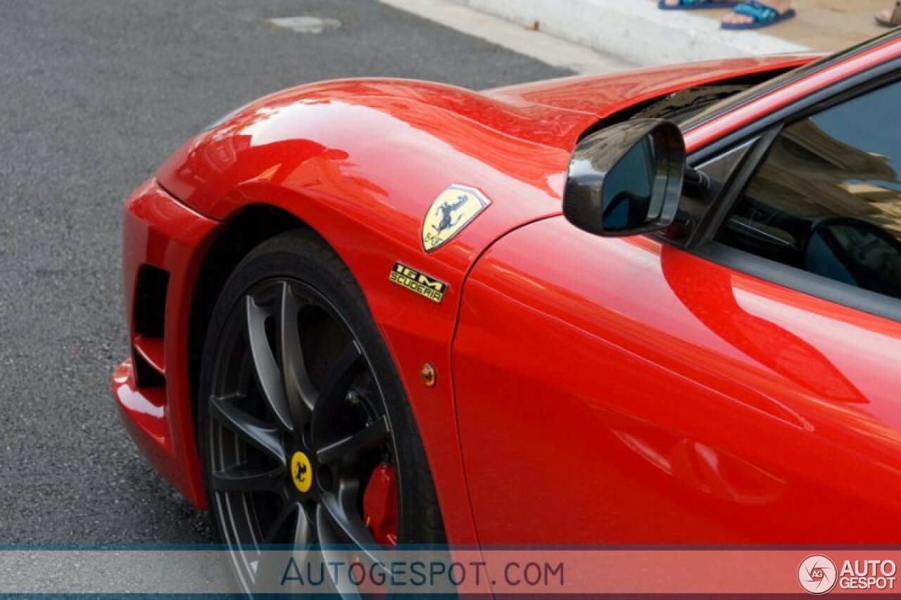 Ferrari Scuderia Spider 16M