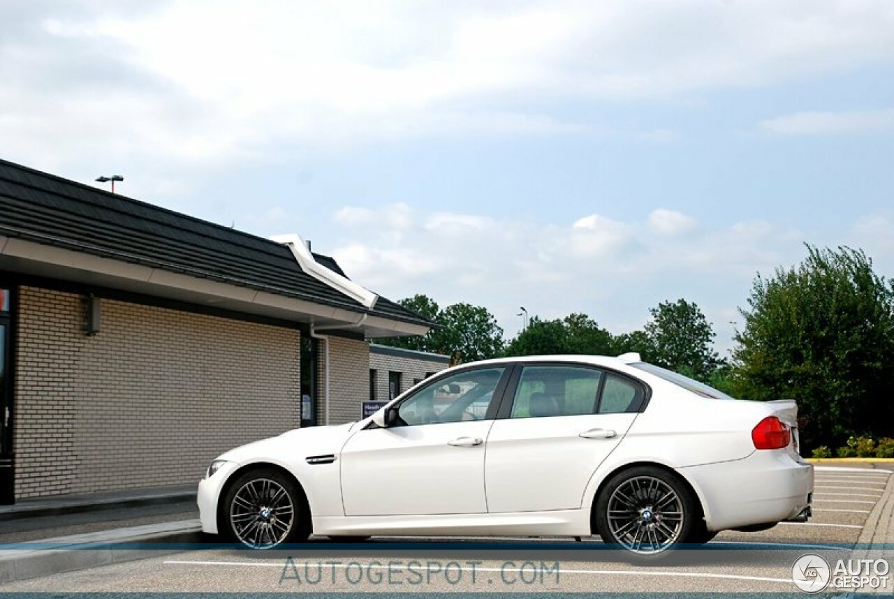 BMW M3 E90 Sedan 2009