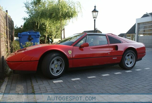 Ferrari 328 GTS