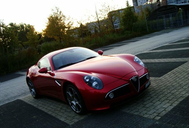 Alfa Romeo 8C Competizione