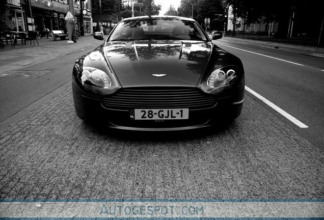 Aston Martin V8 Vantage