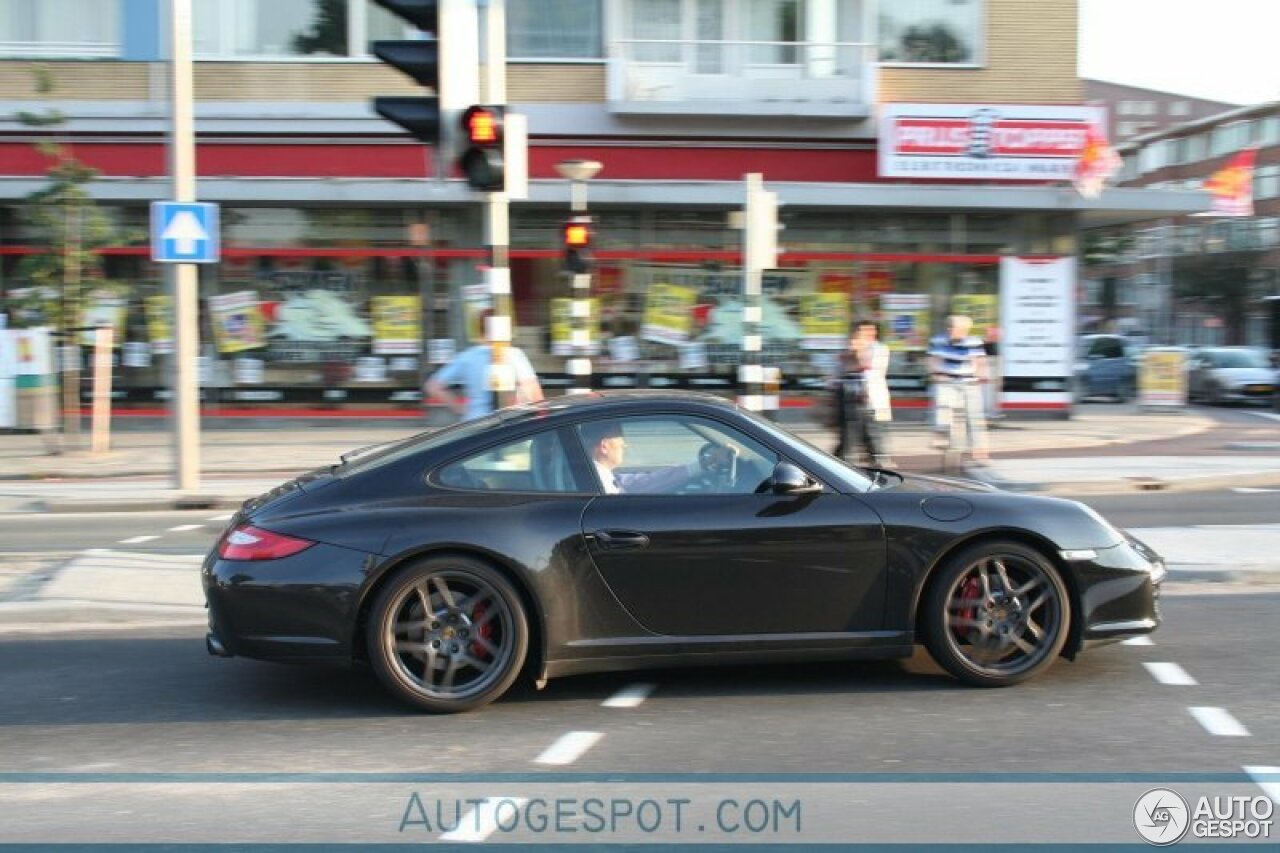 Porsche 997 Carrera 4S MkII Pon Edition