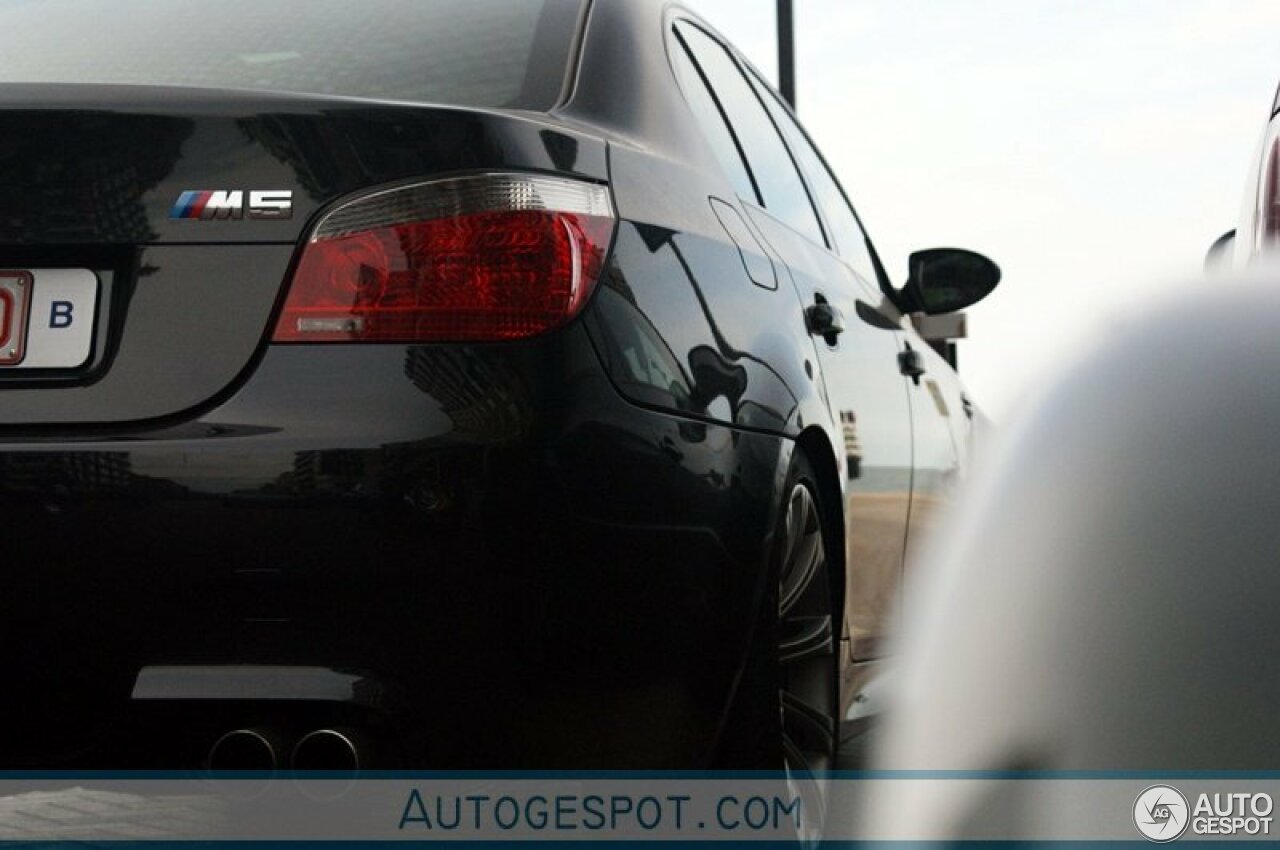 BMW M5 E60 2005